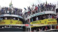 Mad rush at Sadarghat: passengers head for the roof, disregarding warning