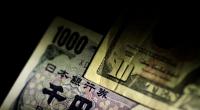 Dollar hits 4-month low vs yen