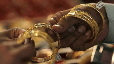 Gold prices to hit record high