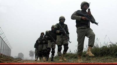 3 Pakistani soldiers killed in Indian firing on Kashmir border