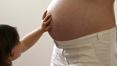 Weight-loss surgery between pregnancies tied to better outcomes