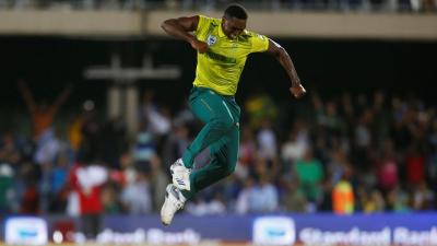 Ngidi bowls S Africa to thrilling T20 win as England collapse
