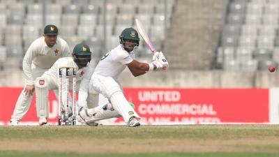 Bangladesh 120 for 2 at tea session, second day