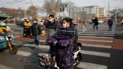 China reports drop in new virus cases, none in Wuhan for 6th day